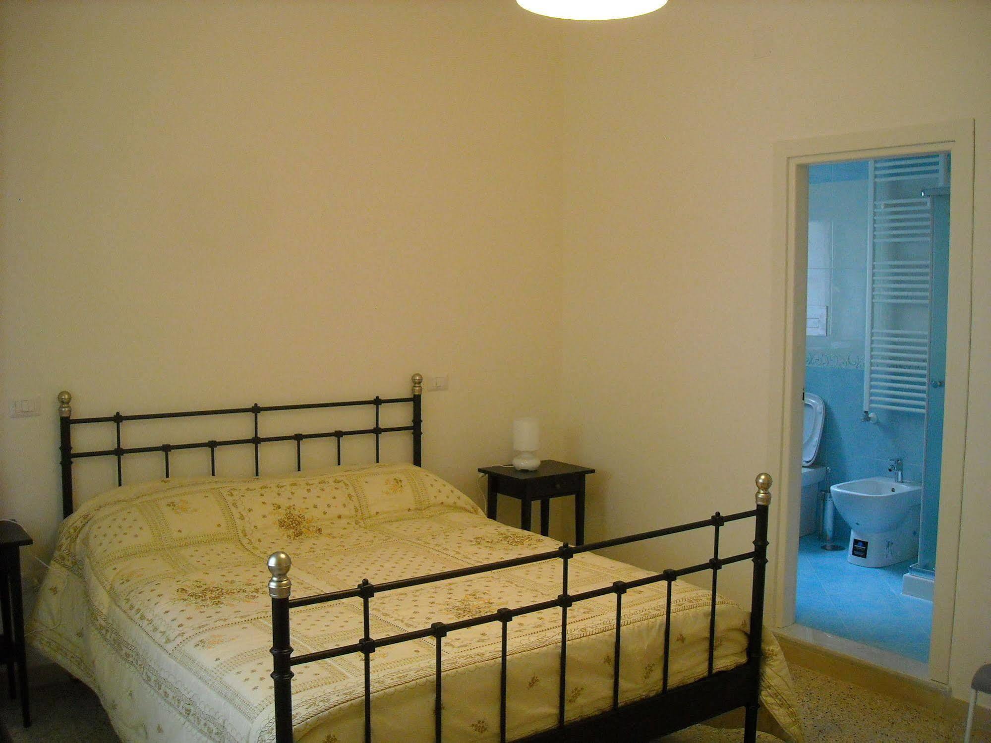Bed and Breakfast Domus Aurea Neapol Exteriér fotografie